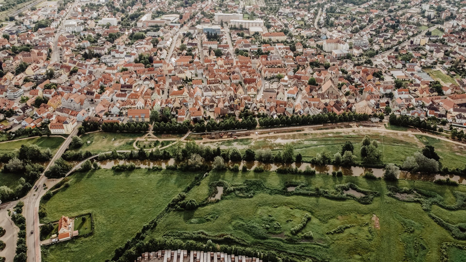 Hans_Hirschmann_KG_Baustelle_Tiefbau_Wasserschutz_Stellenangebote_Strassenbau_Gunzenhausen_Jobs-scaled