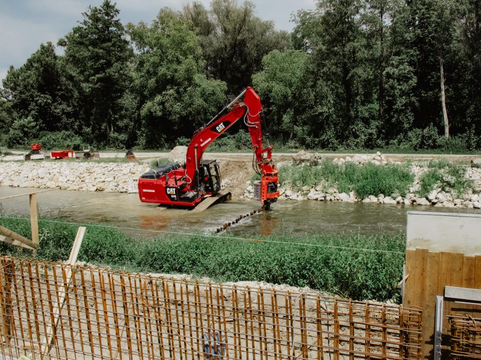 Hans_Hirschmann_Treuchtlingen_Tiefbau_Strassenbau_Stahlbetonbau_Stellenangebote_Lehrstellen_2022_Baar_Ebenhausen scaled