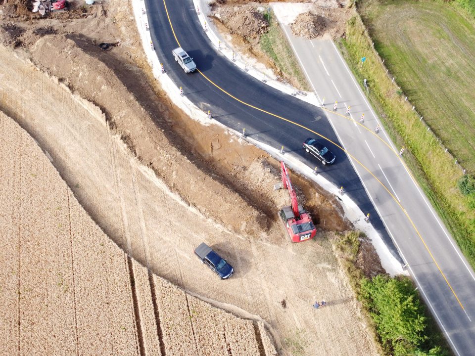 Hans_Hirschmann_Treuchtlingen_Tiefbau_Strassenbau_Stahlbetonbau_Stellenangebote_Lehrstellen_2023_Dittenheim_Asphaltbau_Video scaled