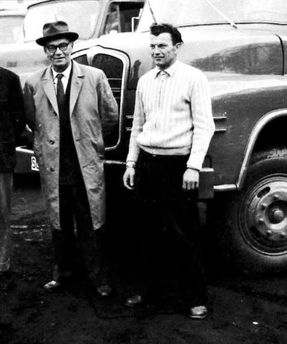 Hans_Hirschmann_Fahrer_Hans_Sandreuther_April_1960_MAN_LKW_Werk_Firmengründer_Baufirma_Treuchtlingen Kopie